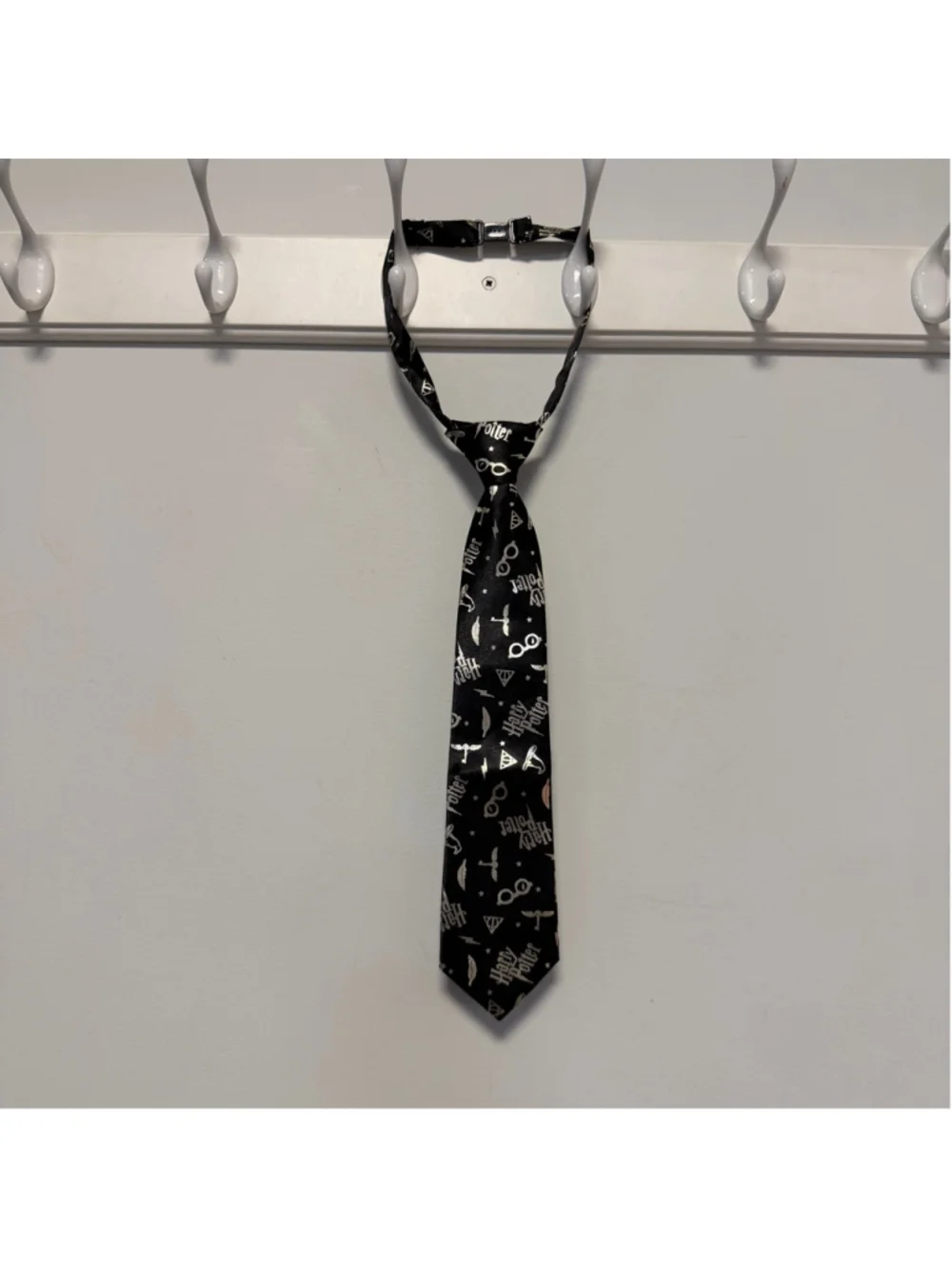 Harry Potter Wizarding World Black Gold Tie One Size Kids